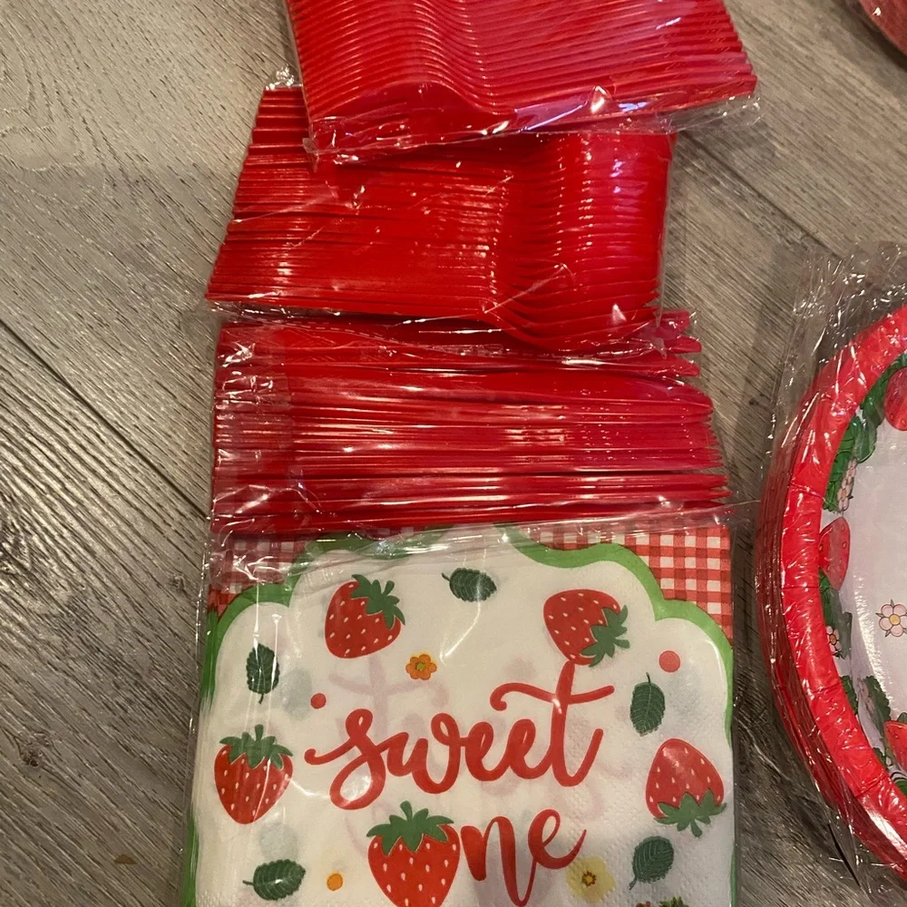 Sweet One Strawberry Party Supplies Set